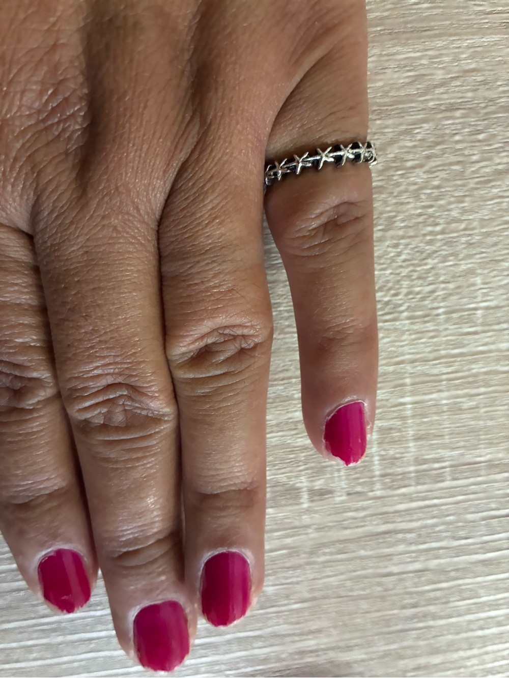 Sterling Silver Star Pattern Midi Ring - Pink Accent